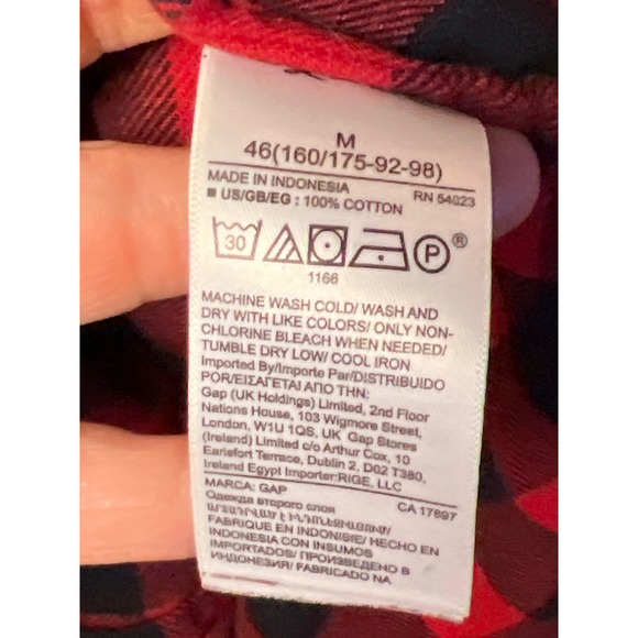 GAP Womens Red Black Buffalo Plaid Flannel Long‎ Sleeve Button Up Shirt Medium - Picture 3 of 8